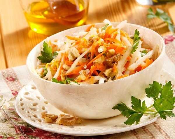 Кормящая морковь: можно ли кормящей маме есть в сыром, вареном и другом виде в первый месяц и далее7